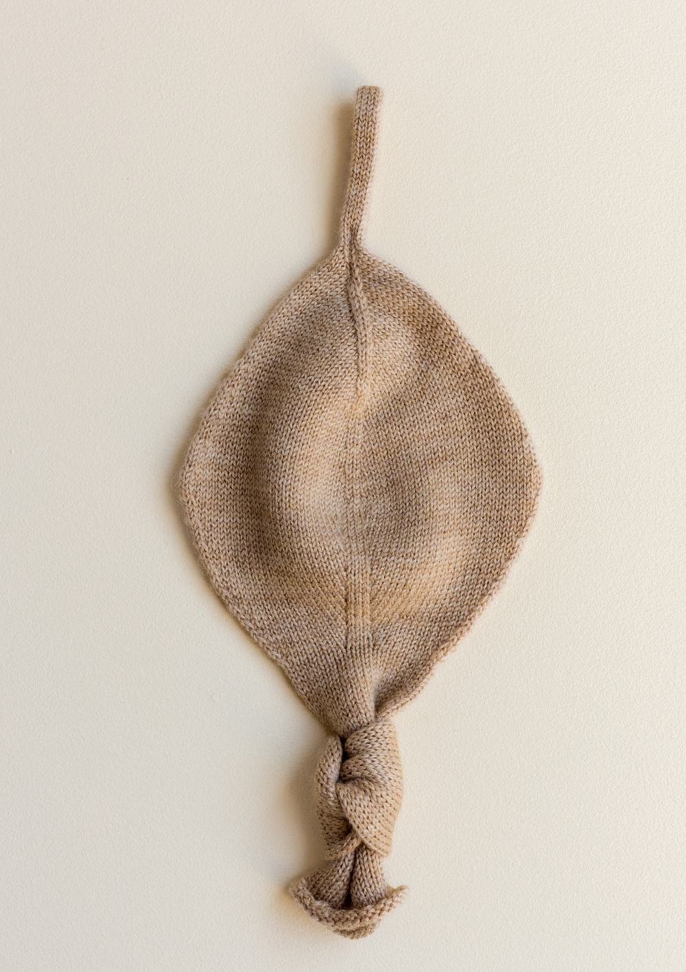 hvid Strick-Schnullertuch 'Titi Comforter' sand