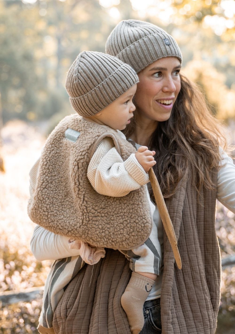emma & noah Merino Teddy Weste Essential Taupe