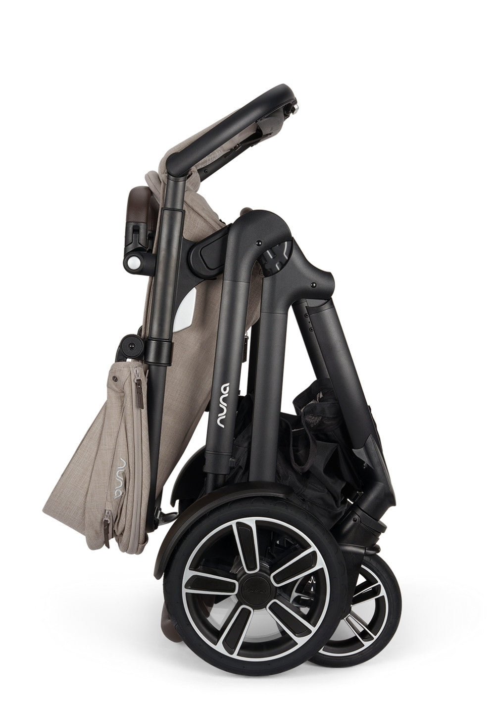 Nuna Kinderwagen-Set 'DEMI next' (inkl. Rider Board) Chateau zusammengeklappt